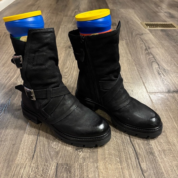 Miz Mooz Leather Double Buckle Ankle Boots Biggs Black Women’s Sz EU 39 US 8.5 - Picture 3 of 11